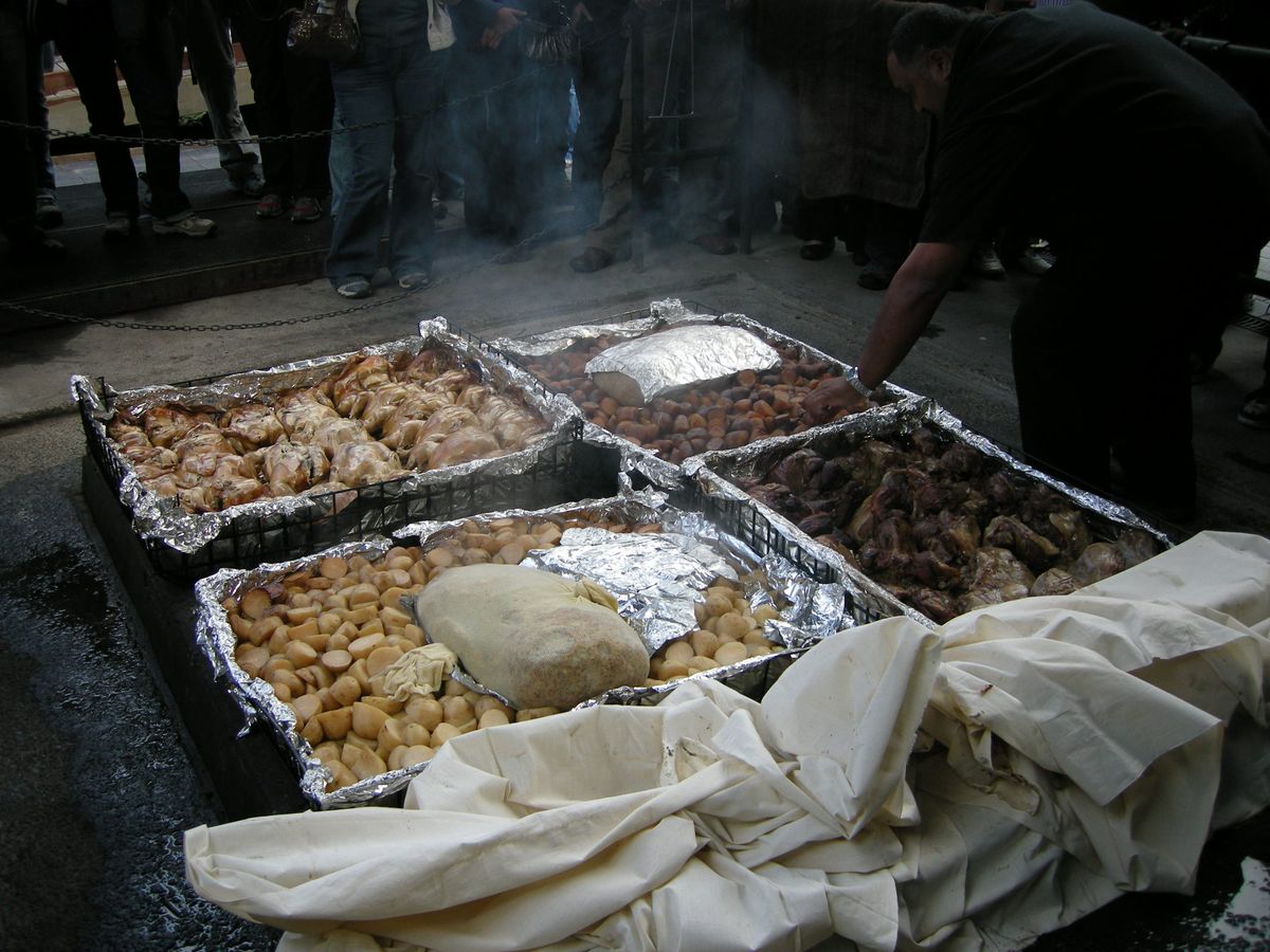 Elevated Oven Hāngī Kono